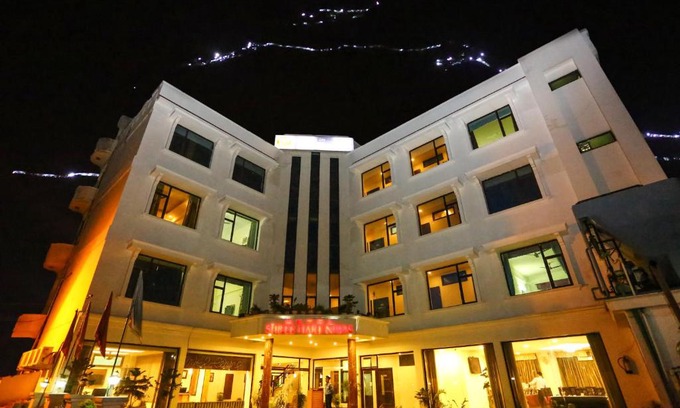 Katra Hotel | Hotel Shree Hari Niwas