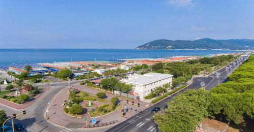 Marina di Carrara Hotel | Hotel Tenda Rossa