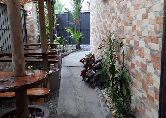 Guapiles Hotel | Hotel y Cabinas del Trópico