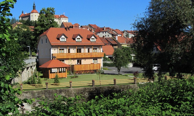 Skofja Loka Hotel | Hotel Zamorc