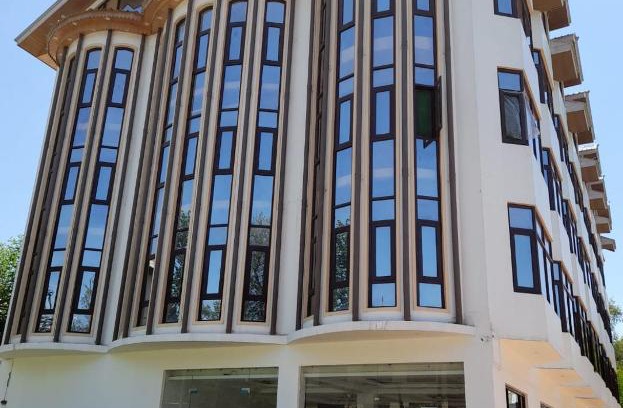 Srinagar Hotel | Hotel Zoon Dabb Srinagar airport kashmir