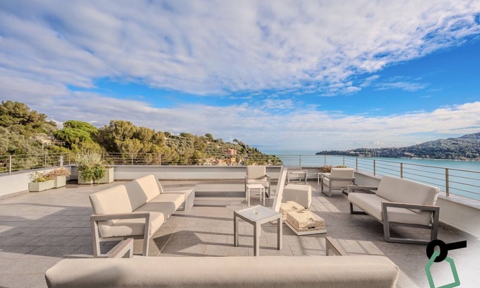 Portovenere Hotel | Hotiday Room Collection - Porto Venere