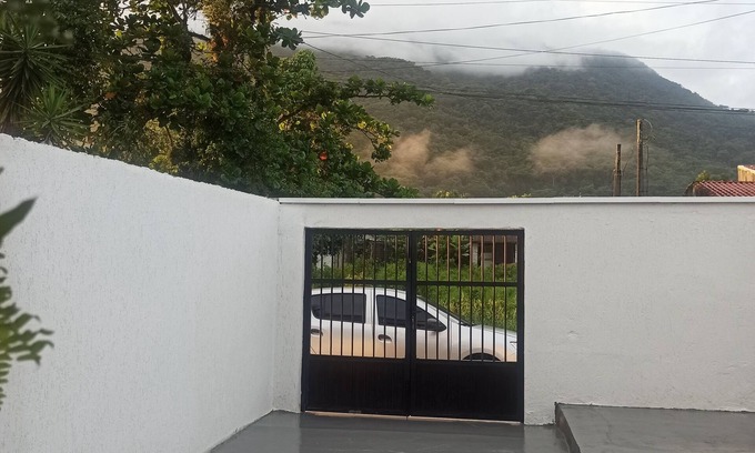 Peruibe House | House in Peruíbe - Close to the beach and waterfall