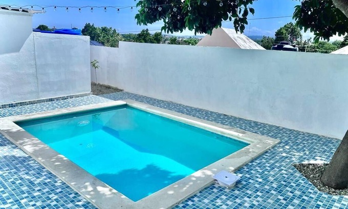 Santiago Province House | House with a pool