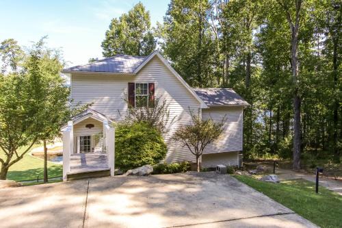 Leesburg House | House #10 Paradise Found (pet friendly) private pier