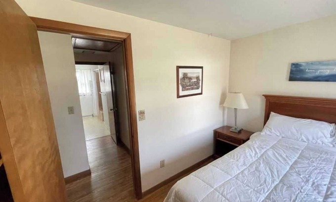 Huron House | House #135 just steps away from beautiful Lake Erie