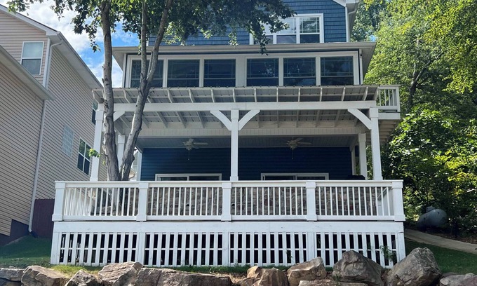 Leesburg House | House #41 Moonset Vista House (Pet Friendly)