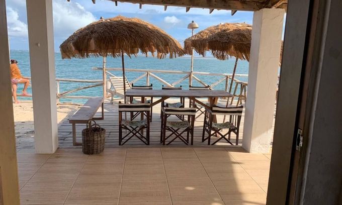 Estancia House | House by the sea at Saco beach.