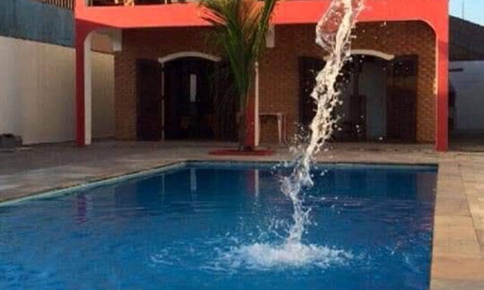 Raul Cury House | House itanhaem (swimming pool) 80m from the beach.