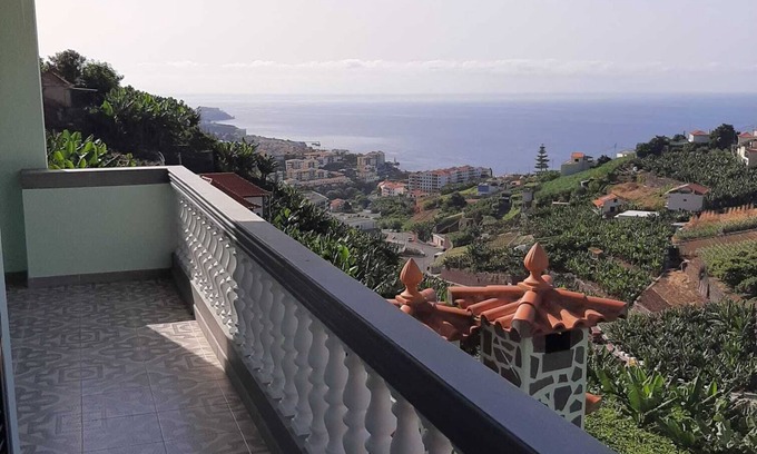 Camara de Lobos House | House of the Rosary