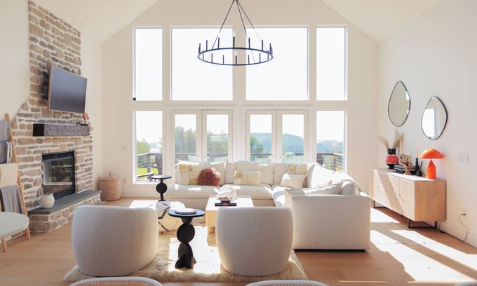 Town of Delaware House | House on the Hill: Modern Retreat with Sauna, Hot Tub + Fire Pit
