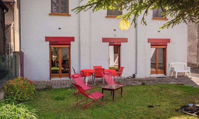 Fontaine House | House with garden and parking 1 min from Grenoble