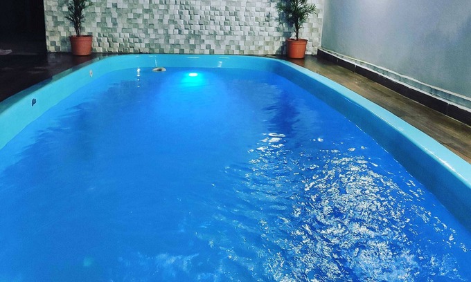 Penha House | House with pool and wood stove 12 minutes from Beto Carrero