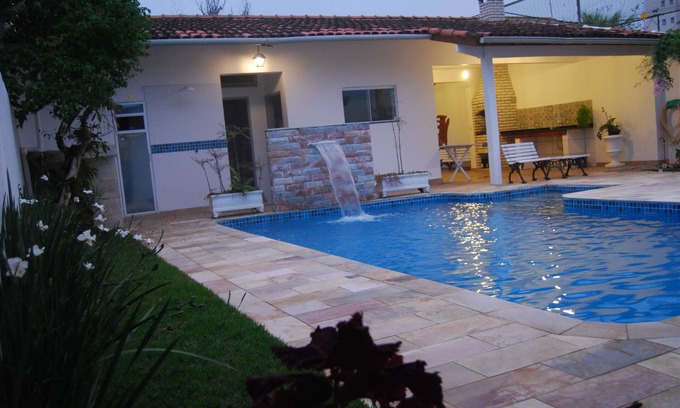 Centro House | House with pool, barbecue, fireplace one block from the beach of Centro