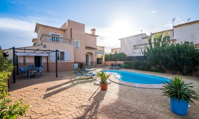 Sa Rapita Ski Chalet | House with pool Son Moleto near the beach