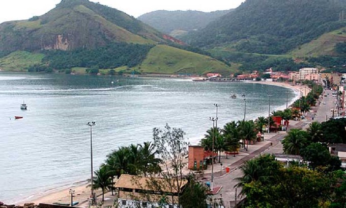 Fazenda Muriqui Condo | House with swimming pool in the Fazenda Muriqui Condominium. Total security