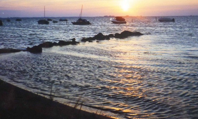 Loissin House | House - wooden block house with fireplace at kite, surf and beach