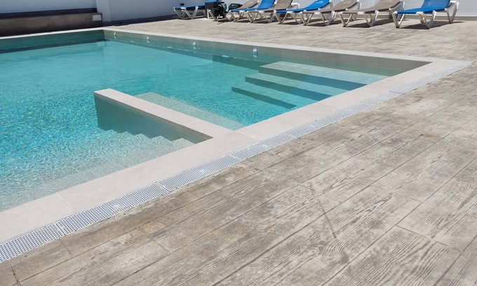 Guevejar Cottage | Houses with patio and barbecue for large groups