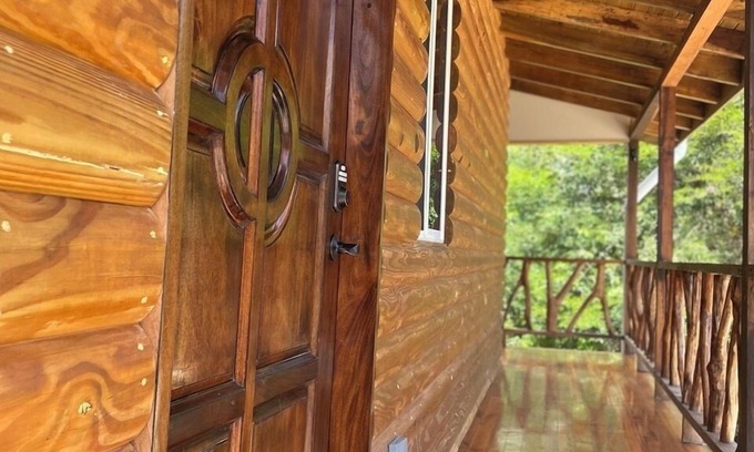 Burrell Boom Hotel | Howler Jungle House