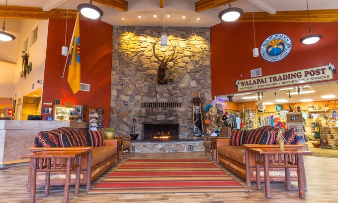 Valentine Hotel | Hualapai Lodge