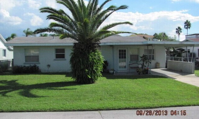 Gulf Shores House | Hudson Beach Waterfront