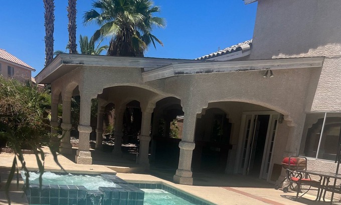 Centennial Hills House | Huge house with private pool and large backyard space