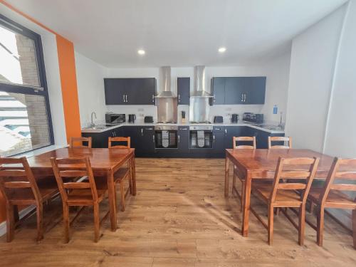 Hull Hotel | Hullywood rooms with shared kitchen facilities