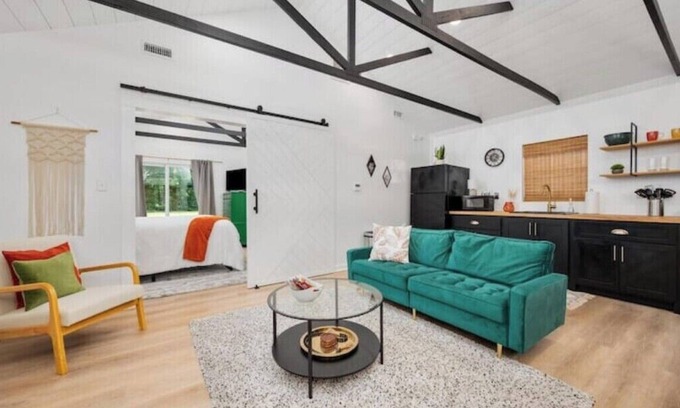 Murfreesboro Apartment | Hummingbird Hideaway- private self-check -Wi-Fi