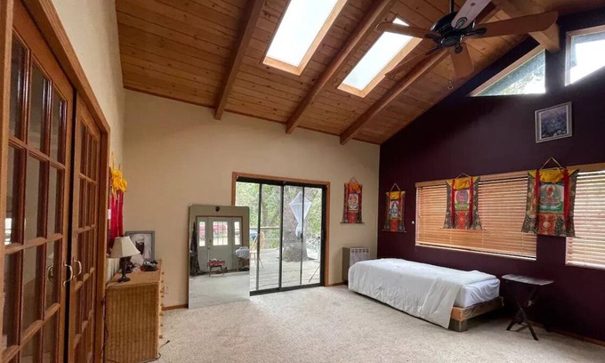 Altaville Cabin | Hummingbird's Nest