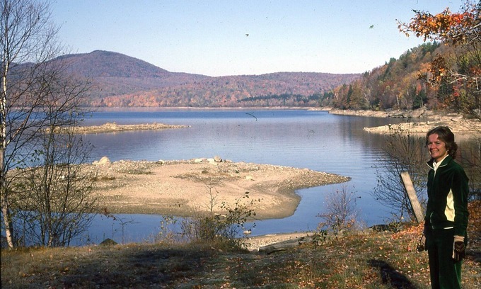 Wilmington House | Hundred year old farmhouse made comfortable for all seasons