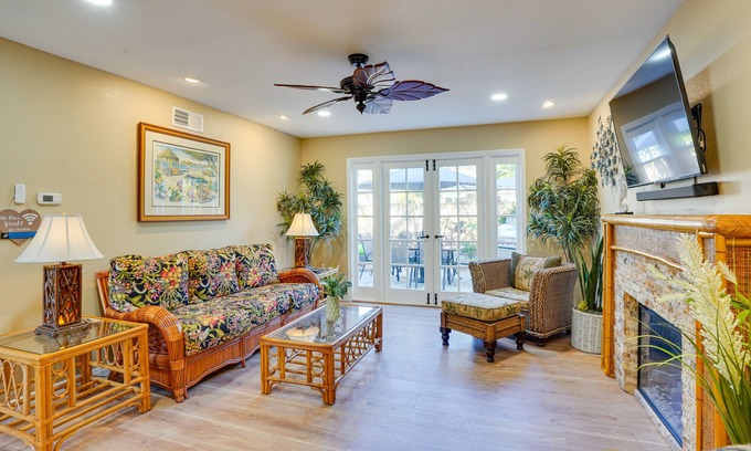 Huntington Beach House | Huntington Beach Vacation Rental ~ 3 Mi to Dtwn!