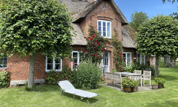 Augustenkoog Other | Hus Heverkoog: Vacation under thatch near St. Peter-Ording