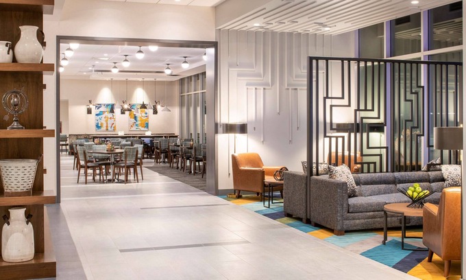 East Moline Hotel | Hyatt House East Moline Quad Cities