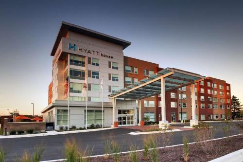 Oak Brook Hotel | Hyatt House Oak Brook