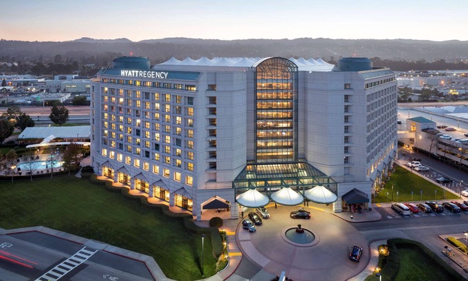 Burlingame Hotel | Hyatt Regency San Francisco Airport