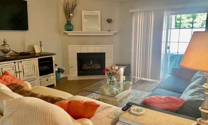 Charleston House | Hygge Charleston Townhome Near Folly Beach & Downtown w Paved Walking Trail!