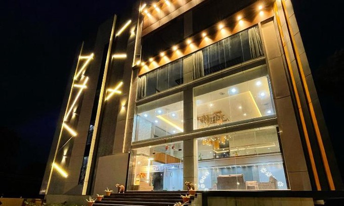 Mancherial Hotel | Hylife hotels and conventions