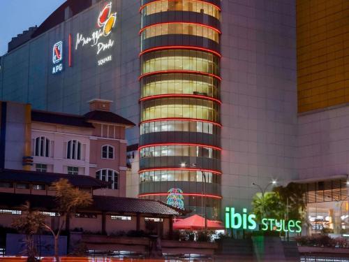Old Jakarta Hotel | Ibis Styles Jakarta Mangga Dua Square
