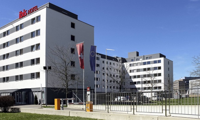 Seebach Hotel | ibis Zurich Messe-Airport