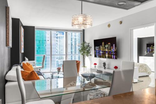 Downtown Miami Apartment | Icon brickell 1 bed 1 bath residence