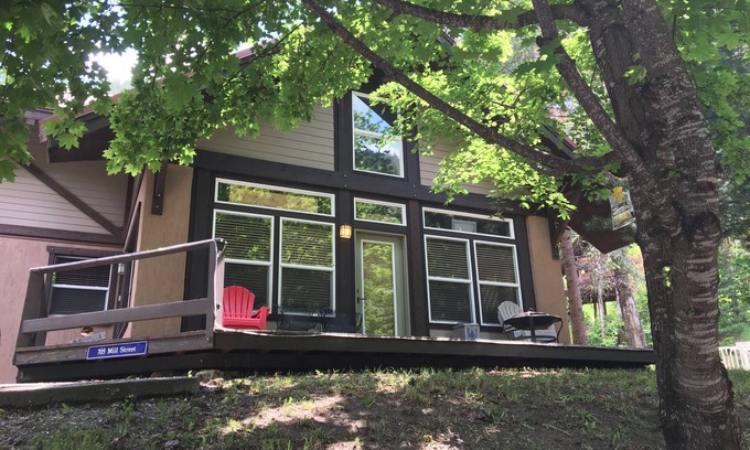 Wardner House | Idaho Mountain 4 Season Getaway