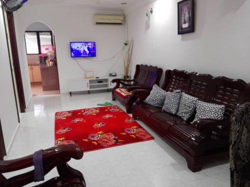 Central Seberang Perai Resort | Idaman guesthouse Malay FAMILY ONLY
