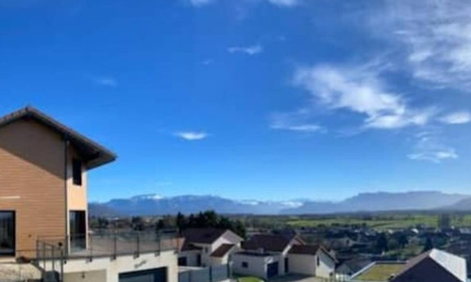 Colombe House | Ideal for family BB, pool, lake, mountain views