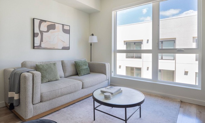 Hayward Apartment | Ideal Hayward 1BR w/Pet Spa & EV Charging Stations, by Blueground