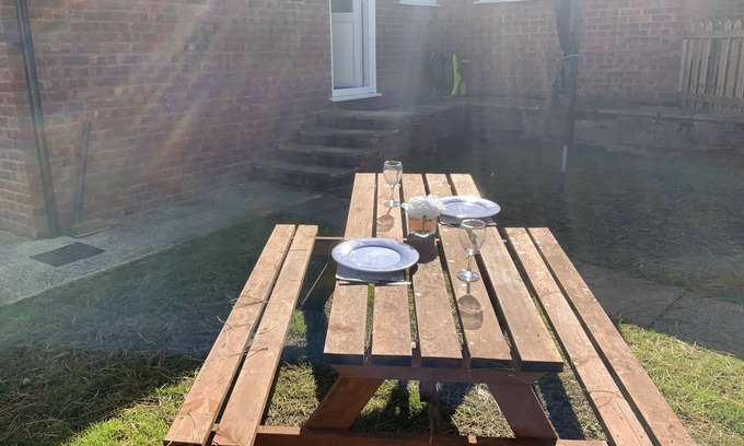 Whitfield House | Ideal location for exploring the beautiful county of Kent.