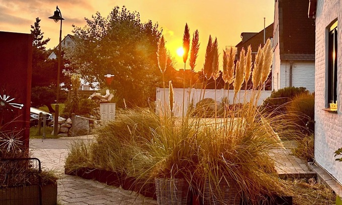 Hornum House | ☀️ Idyllic Getaway & Beautiful Garden – Your Dünennest in the Heart of Hörnum