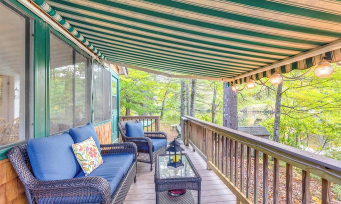 Bradford Cottage | Idyllic Lakefront Cottage Near Mount Sunapee