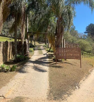 Igarata House | Igaratá: refúgio em meio a natureza com piscina