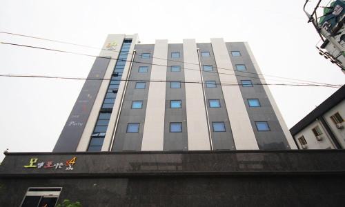 Songman Hotel | Iksan 4 Seasons Hotel