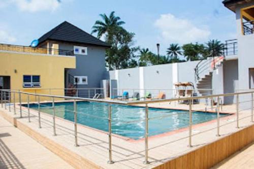 Apomu Hotel | Ilaji Hotels and Sports Resort